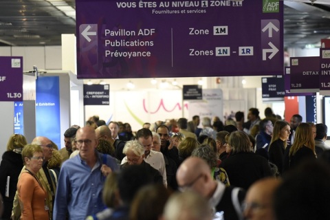 法国巴黎牙科及口腔展览会展会现场图片