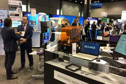 美国洛杉矶西部牙科实验室展展会现场图片