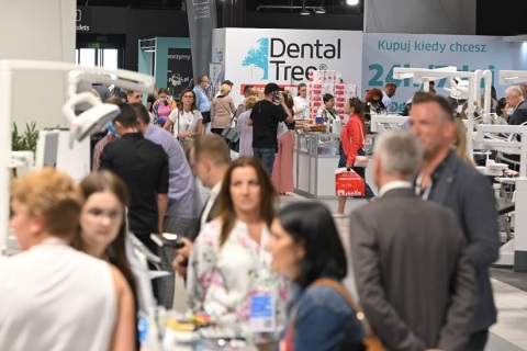 波兰华沙口腔牙科展览会展会现场图片