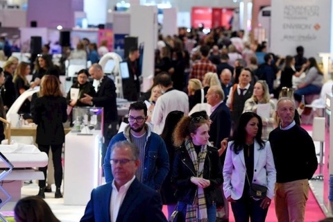 英国伦敦美容美发展览会展会现场图片