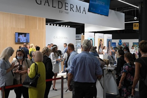 波兰华沙口腔牙科展览会展会现场图片