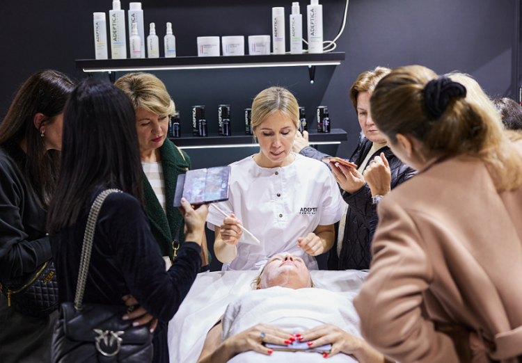 俄罗斯莫斯科美容美发展览会