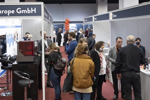 英国伯明翰牙科展览会展会现场图片