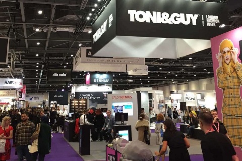 英国伦敦美发沙龙展览会展会现场图片