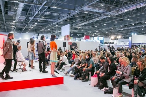 英国伦敦美发沙龙展览会展会现场图片