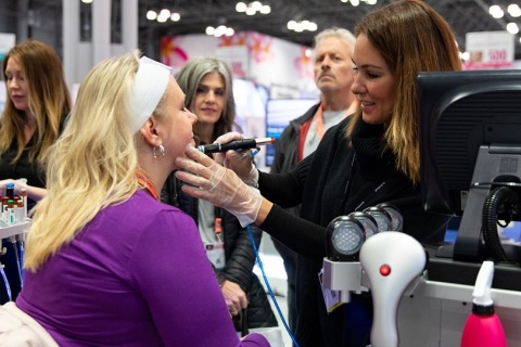 美国拉斯维加斯美容展览会展会现场图片