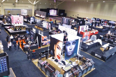 美国纽约品牌美容化妆品、美妆供应链展览会展会现场图片