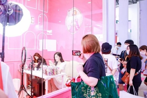 菲律宾美容化妆品展览会展会现场图片