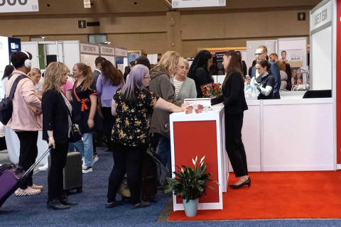 加拿大多伦多美容展览会展会现场图片