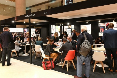 法国巴黎美妆展展会现场图片