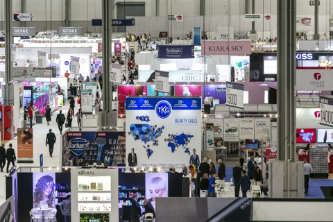 卡思曼伯美国迈阿密美容展CPNA展会现场图片