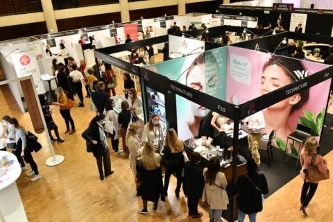 法国巴黎美妆展展会现场图片