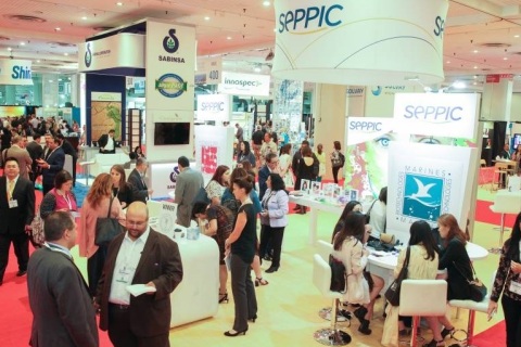 美国纽约化妆品原料展览会展会现场图片