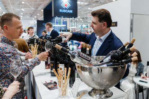 俄罗斯美容美发展览会展会现场图片