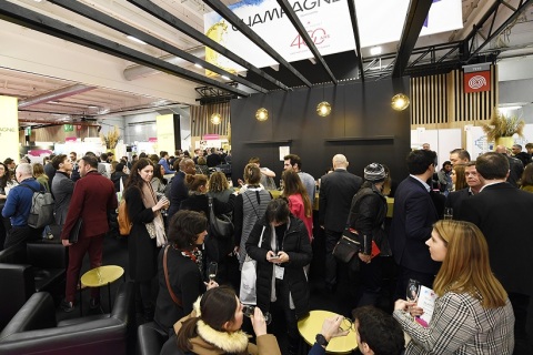 法国巴黎化妆品及香水包装、奢侈品包装展览会展会现场图片