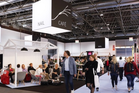 葡萄牙里斯本美容展览会展会现场图片