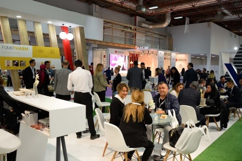 土耳其伊斯坦布尔化妆品及家庭护理用品展览会展会现场图片