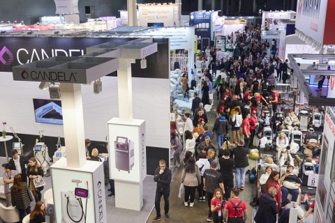 俄罗斯莫斯科化妆品、香水及个人护理用品展展会现场图片