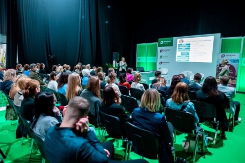 波兰华沙营养保健品及功能食品展览会展会现场图片