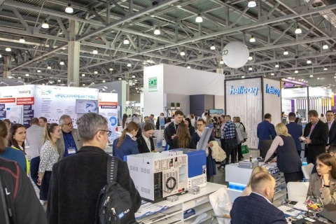 俄罗斯莫斯科实验室设备及化学试剂展览会展会现场图片