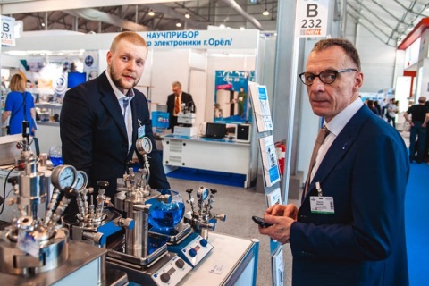 俄罗斯莫斯科实验室设备及化学试剂展览会展会现场图片