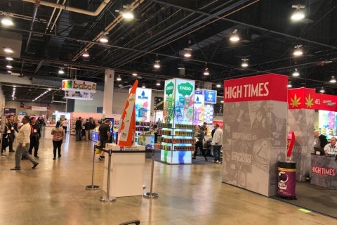 加拿大温哥华消费品及礼品展览会展会现场图片