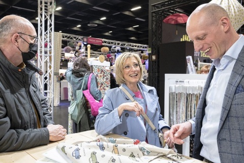 美国创意手工艺品、纺织品展览会展会现场图片