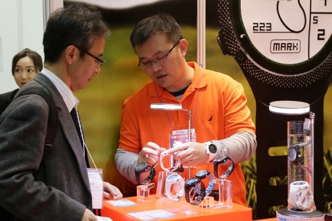 日本东京可穿戴设备展览会展会现场图片