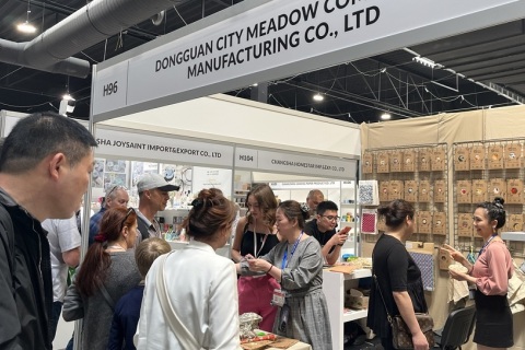 印尼亚洲礼品、家庭用品、消费电子展览会展会现场图片