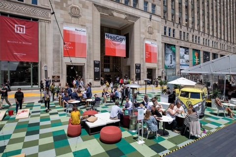 美国芝加哥办公家具展览会展会现场图片