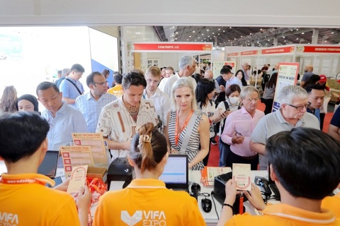 越南胡志明家具及配件展览会展会现场图片