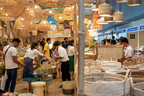 越南胡志明家具及配件展览会展会现场图片