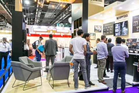 中东迪拜办公家具展展会现场图片