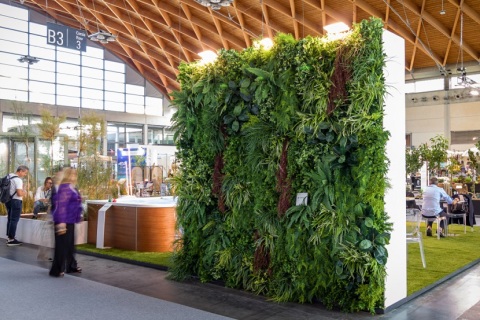 意大利里米尼户外家具及园艺展览会展会现场图片