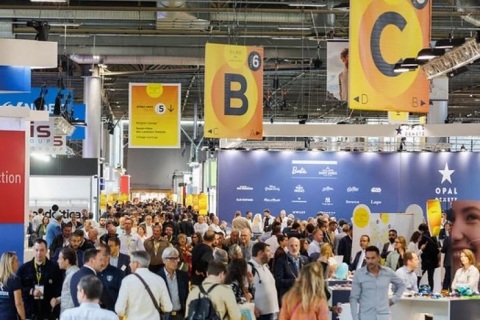 法国巴黎眼镜展览会展会现场图片