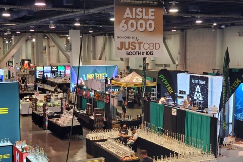 美国特色商品、非主流文化商品贸易展览会展会现场图片