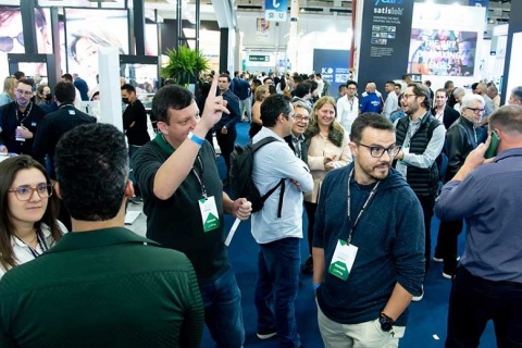 波兰光学眼镜展览会展会现场图片