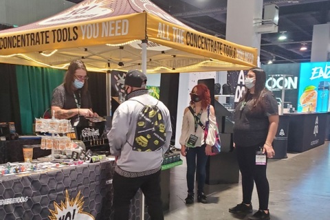 美国特色商品、非主流文化商品贸易展览会展会现场图片