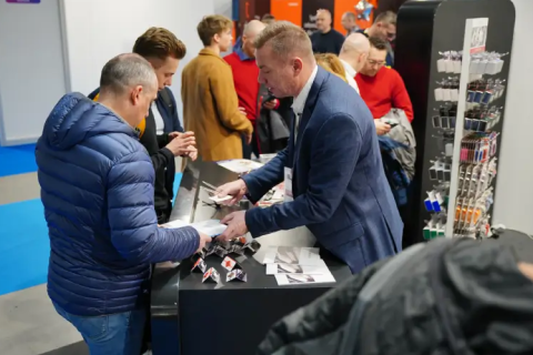 波兰光学眼镜展览会展会现场图片