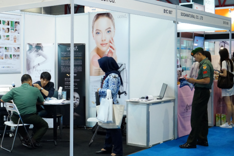 印尼雅加达眼镜展览会展会现场图片