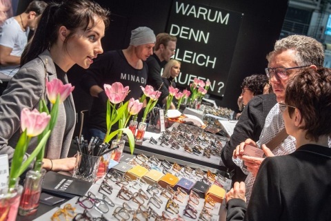 波兰波兹南眼镜业展览会展会现场图片