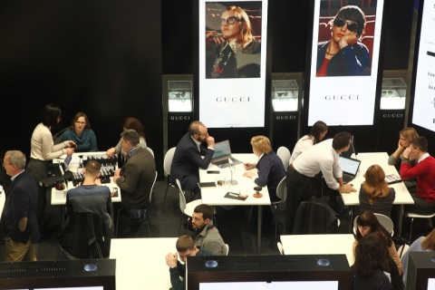 俄罗斯莫斯科秋季光学眼镜展MIOF展会现场图片