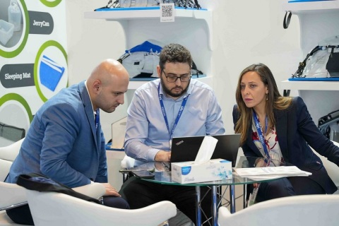 中东迪拜人道主义援助展览会展会现场图片