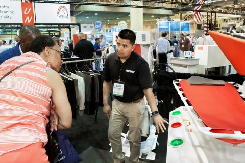 美国清洁用品和设备展览会展会现场图片