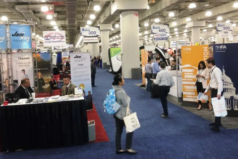 美国纽约连锁加盟展览会展会现场图片