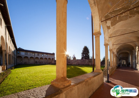 意大利贝尔加莫大学会展中心图片