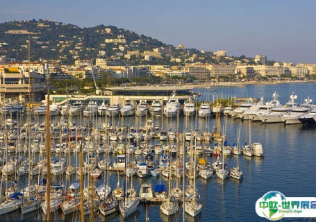 法国戛纳港会展中心图片