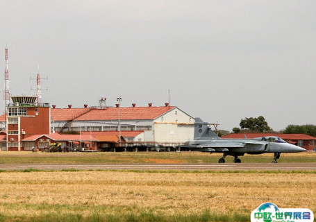 南非比勒陀利亚空军基地会展中心图片