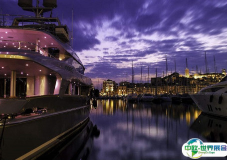 法国戛纳港会展中心图片