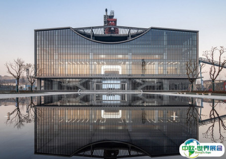上海宝武钢铁会博中心会展中心图片